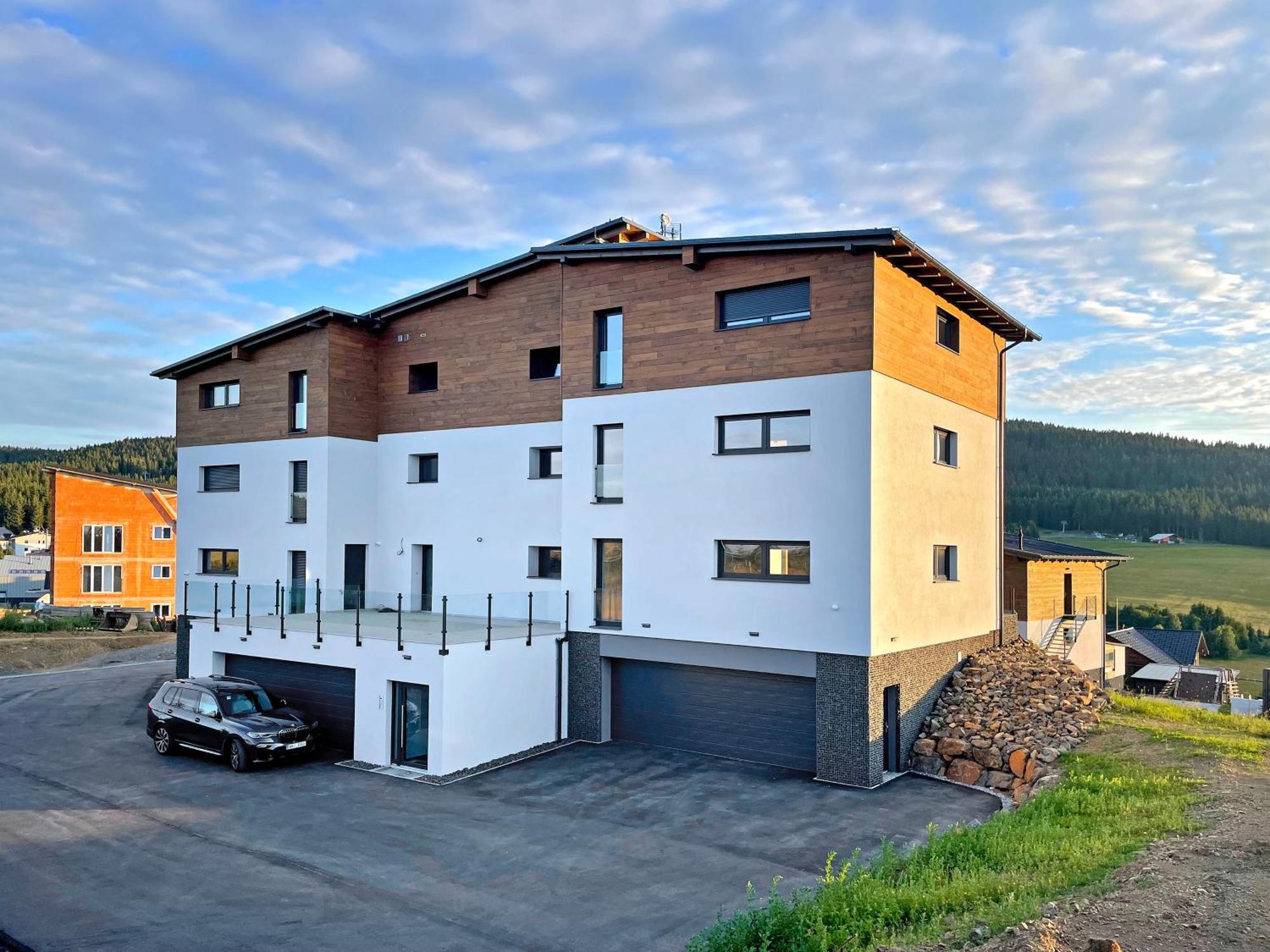 Apartmany Horizont Loučná pod Klínovcem المظهر الخارجي الصورة
